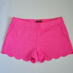 Express Scallop Hem Shorts